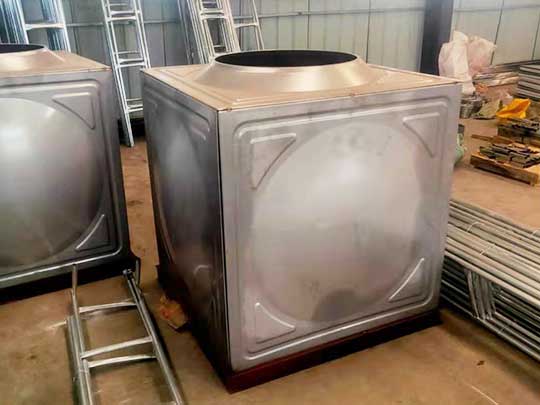 不锈钢焊接水箱